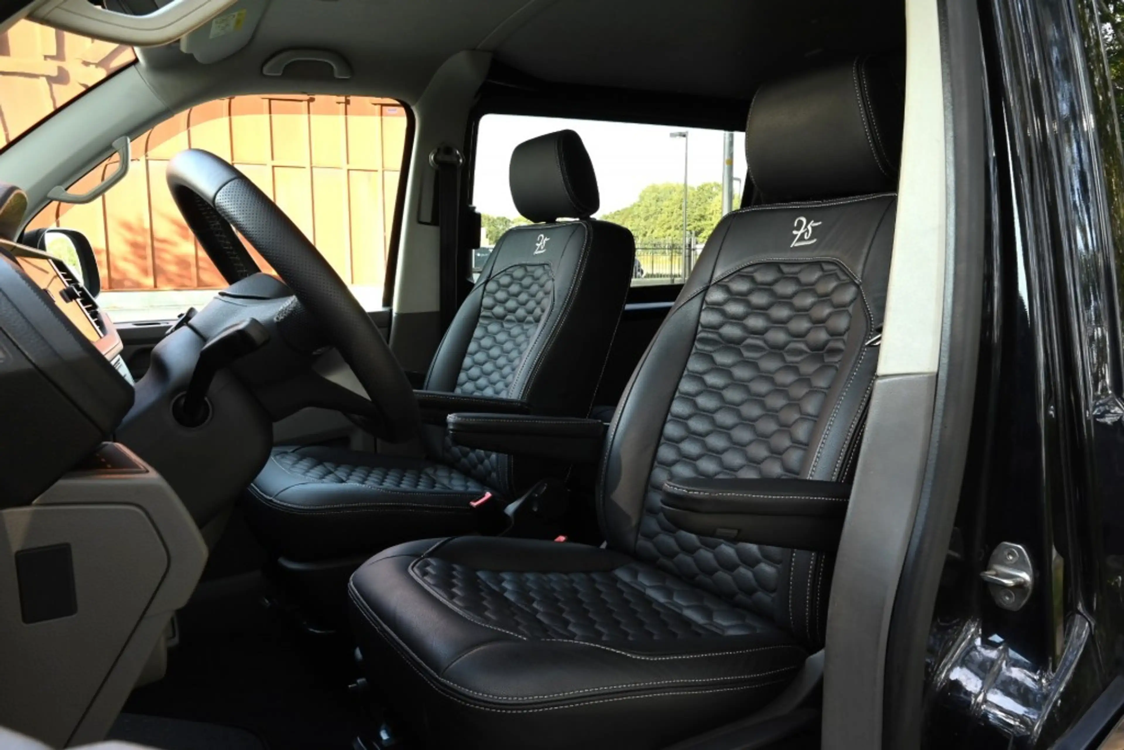 Volkswagen Transporter T6.1 L2H1 DSG Dubbel Cabine 2.0 TDI Leer CarPlay 1 — photo 14