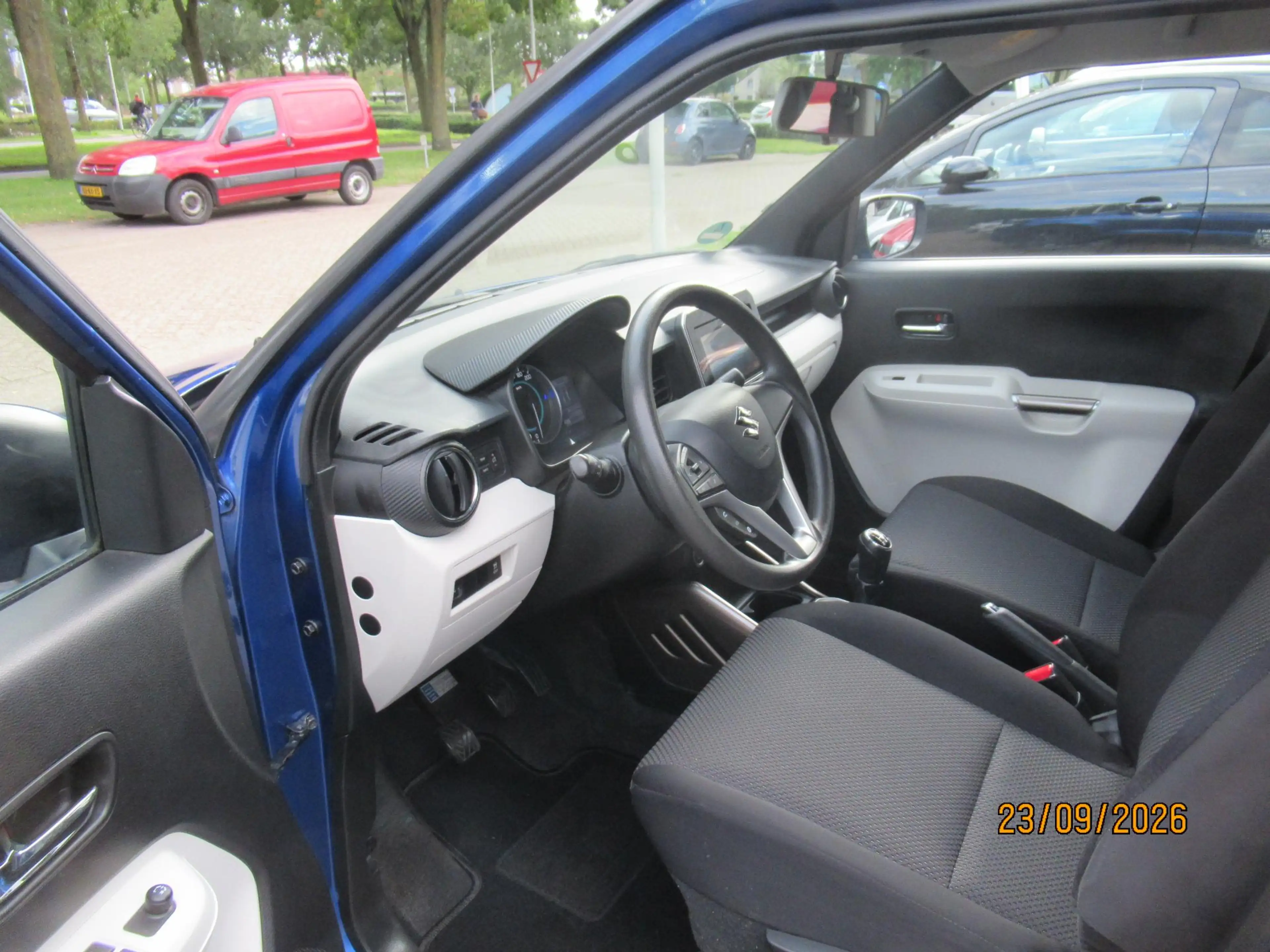 Suzuki Ignis 1.2 Rhino — photo 2
