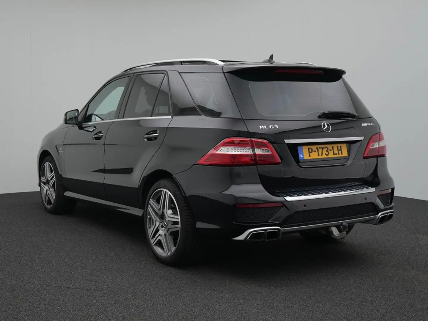 Mercedes-Benz ML 63 AMG Full ML 63 Amg V8 Zo goed als nieuw btw auto Noir - 2