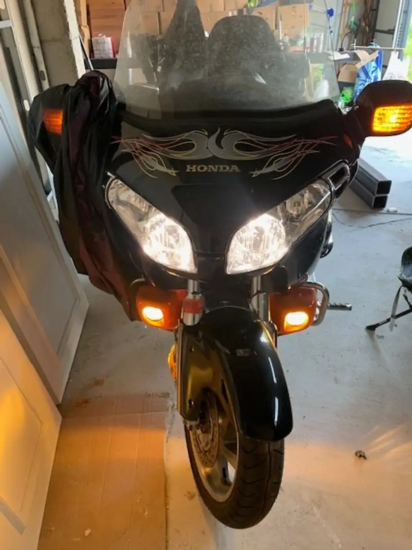Honda GL 1800 GOLDWING Negru - 1