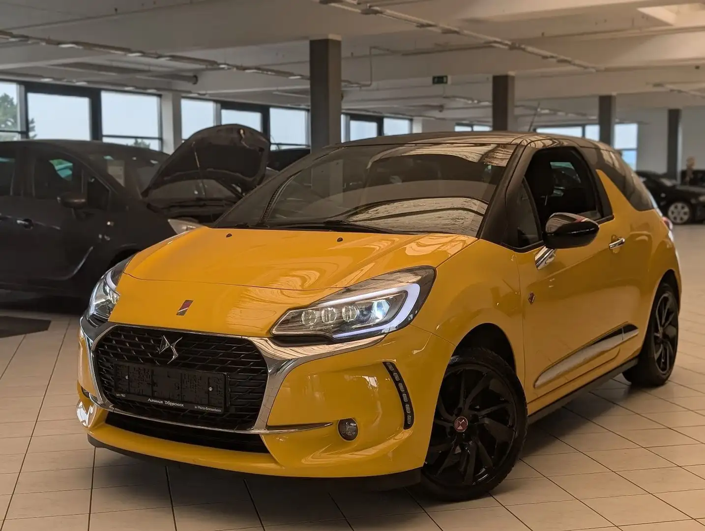 DS Automobiles DS 3 DS 3 Performance Line CarPlay/Android. BT Jaune - 1