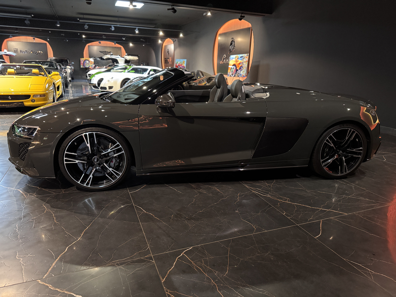 Audi R8 Spyder V10 Performance BRD*u-frei*Garantie 29 — photo 2
