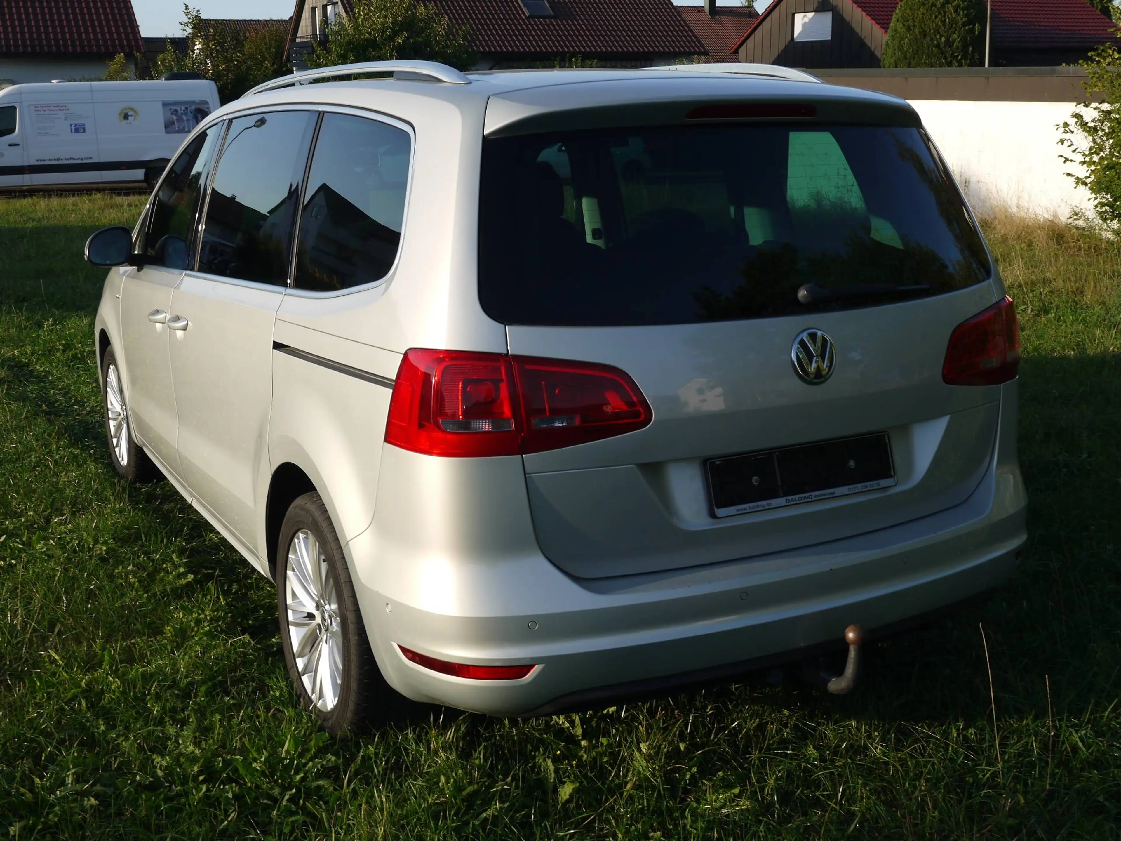 Volkswagen Sharan Cup BMT 1.4 TSI*Scheckheftgepflegt+sauber*7 Sitze*AHK*PDC*Insp.+TÜV neu* — photo 4