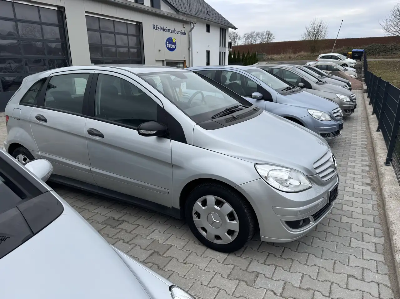 Mercedes-Benz B 170