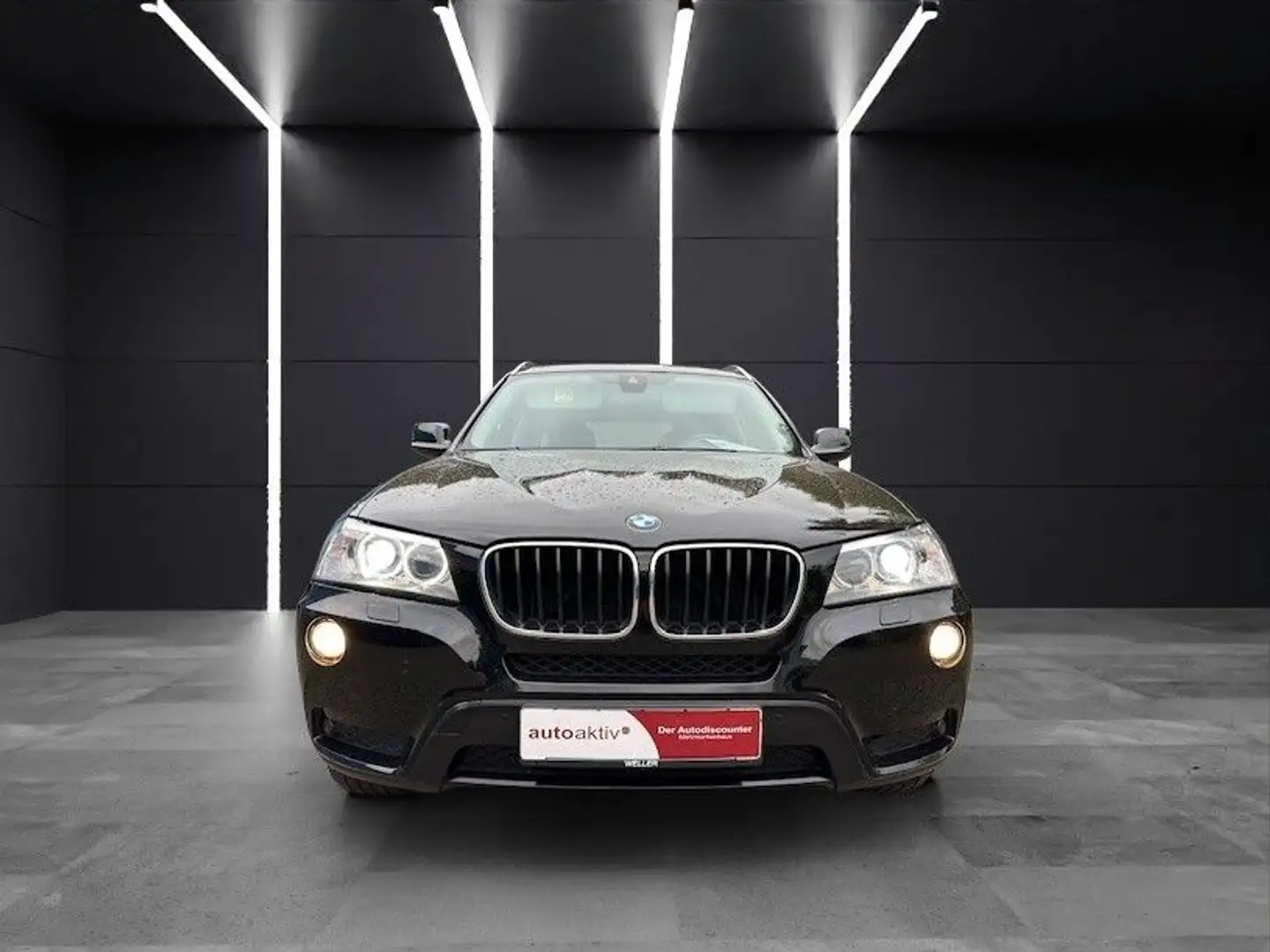 BMW X3 xDrive 20d/Bi-Xenon/VollLeder/AHK/Kamera/Navi Schwarz - 2