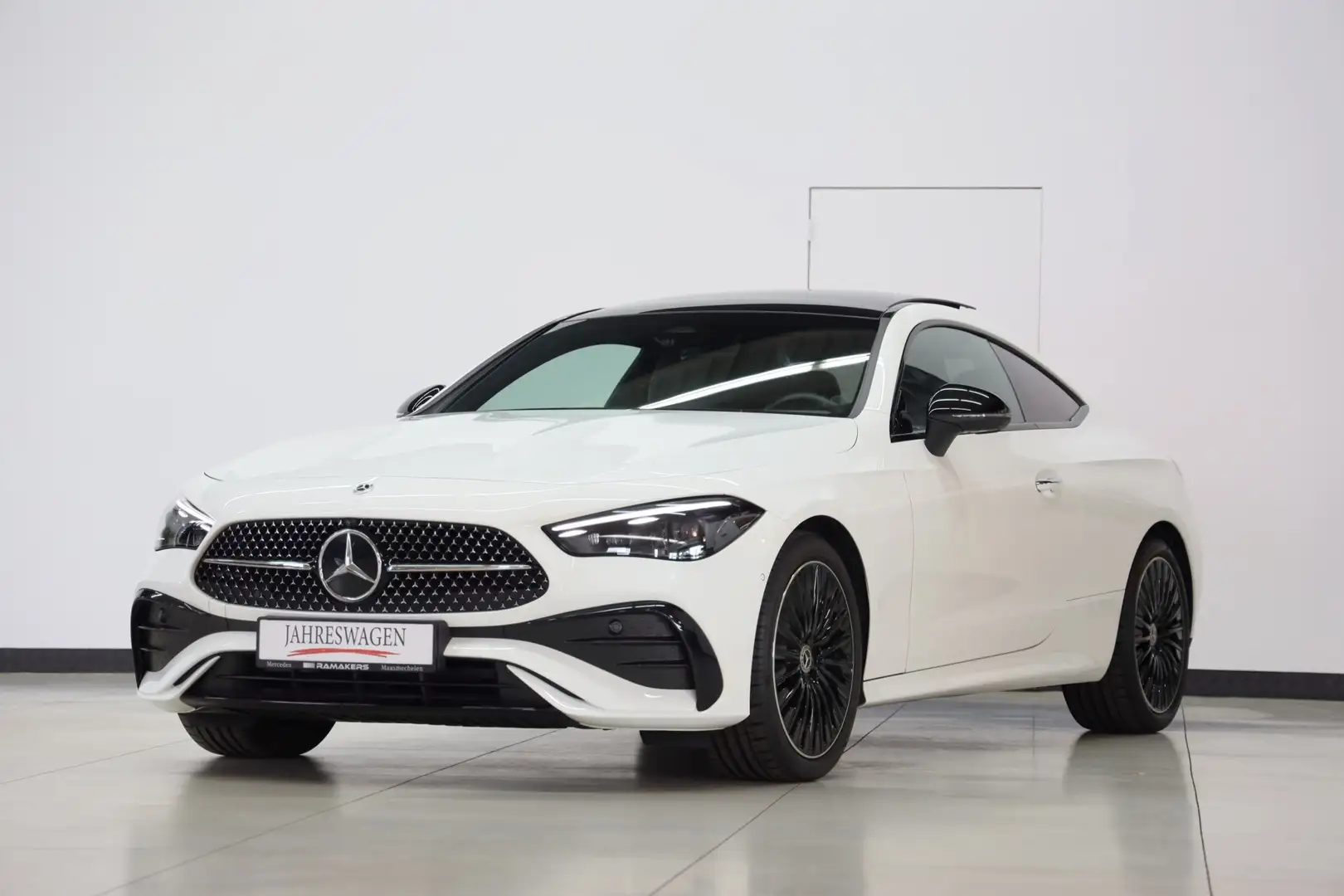 Mercedes-Benz CLE 200 Coupé AMG Night PANO Head-Up Burmester 360°cam Blanc - 1