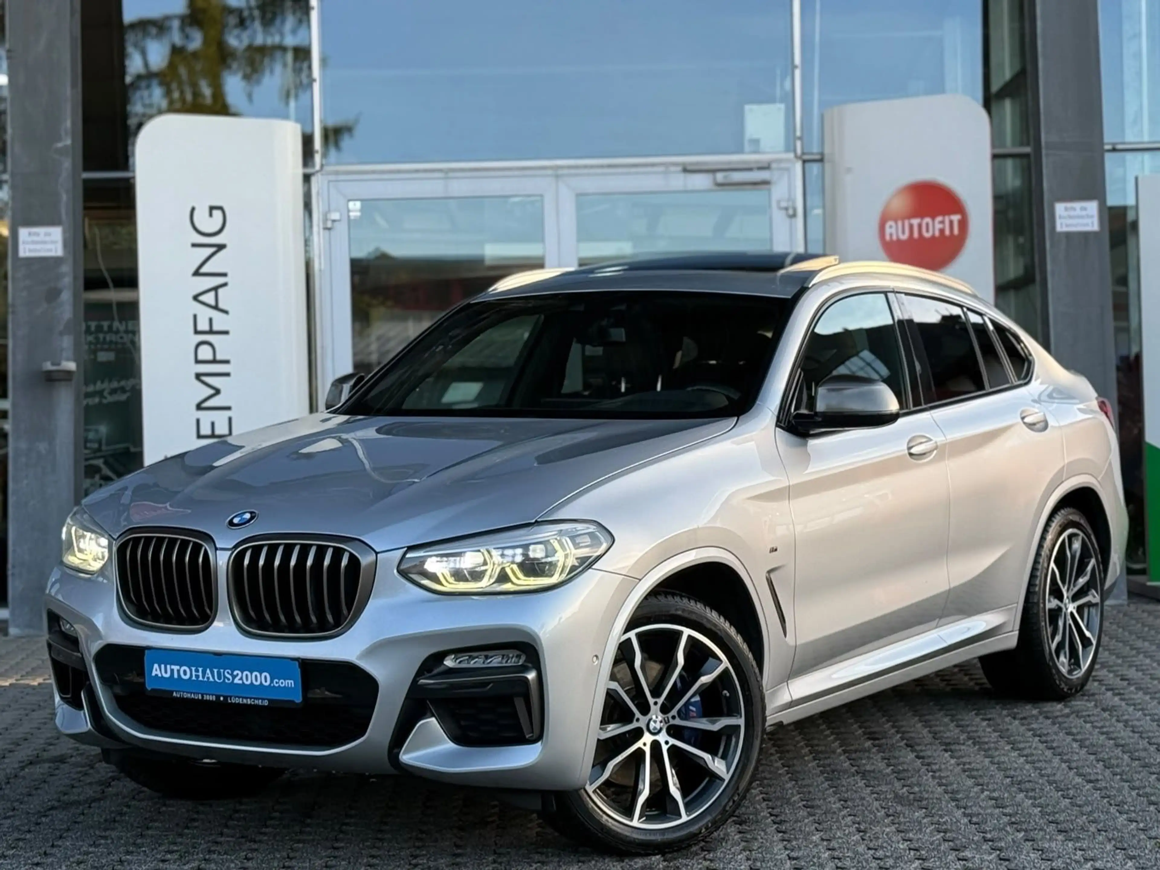 BMW X4 M40d/PANO/HUD/AHK/ATM/LED/RFK/ACC/STH/MEMORY/