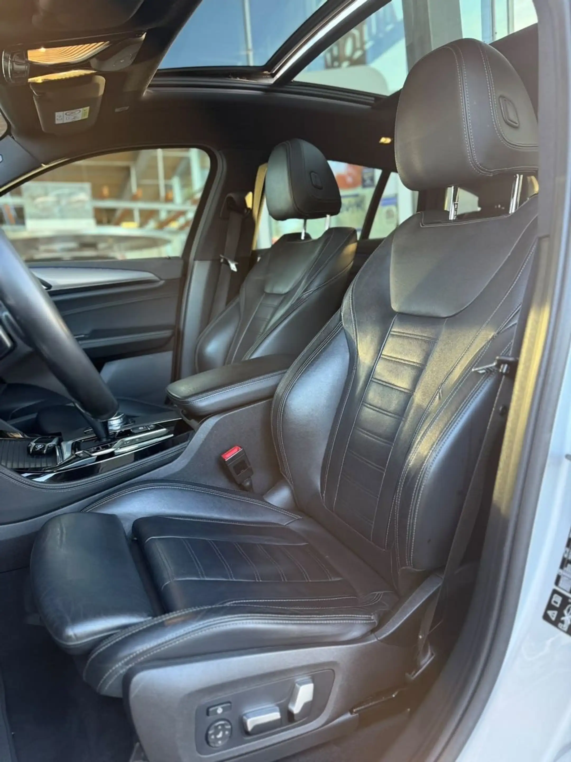 BMW X4 M40d/PANO/HUD/AHK/ATM/LED/RFK/ACC/STH/MEMORY/ — photo 11