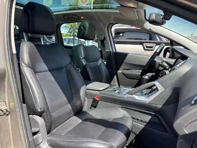 Peugeot 3008 view 14