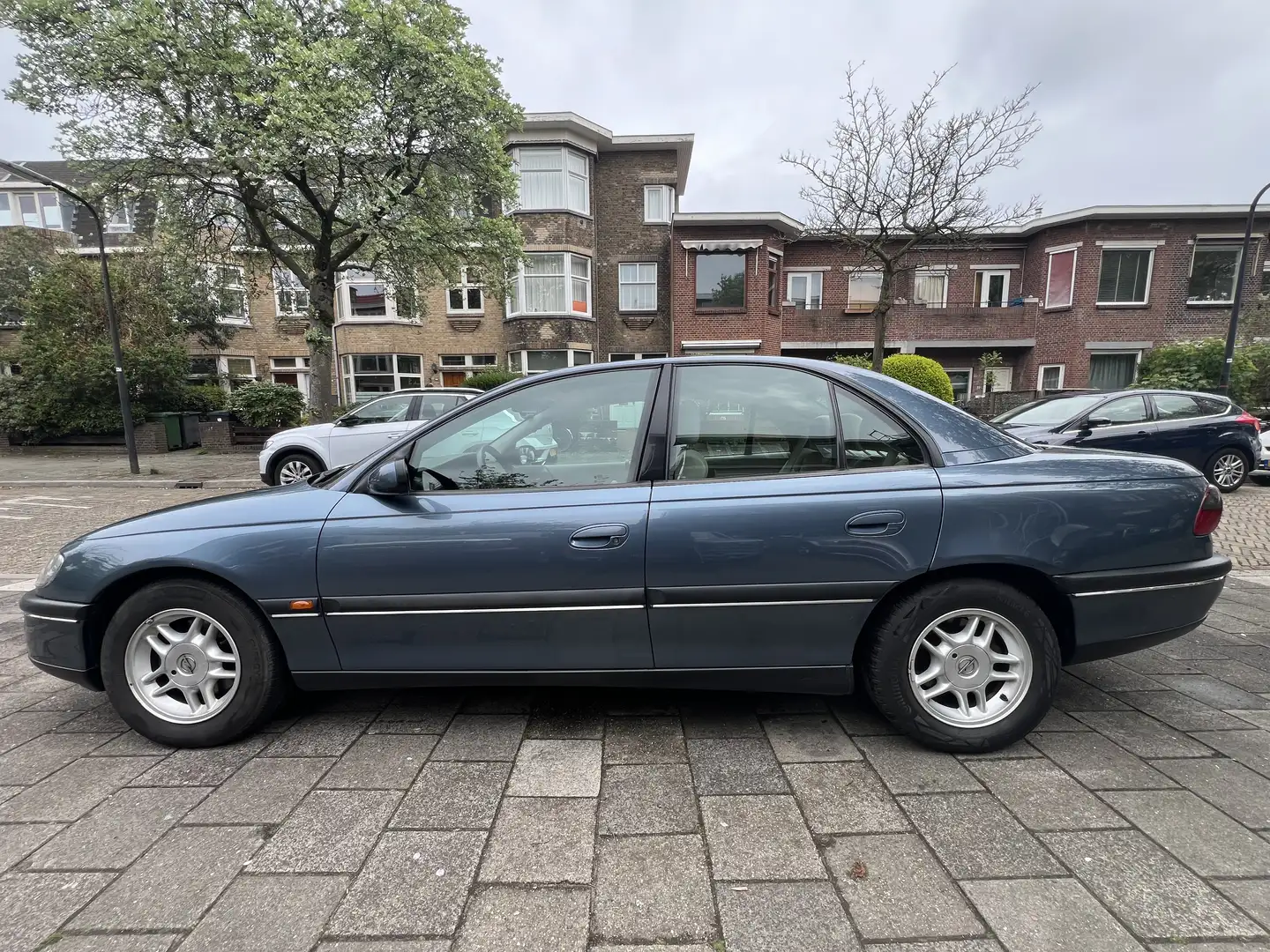 Opel Omega 2.5 V6 CD Kék - 2