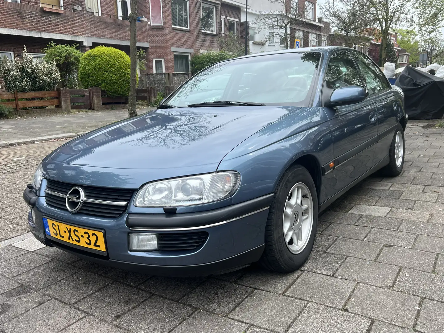 Opel Omega 2.5 V6 CD Kék - 1