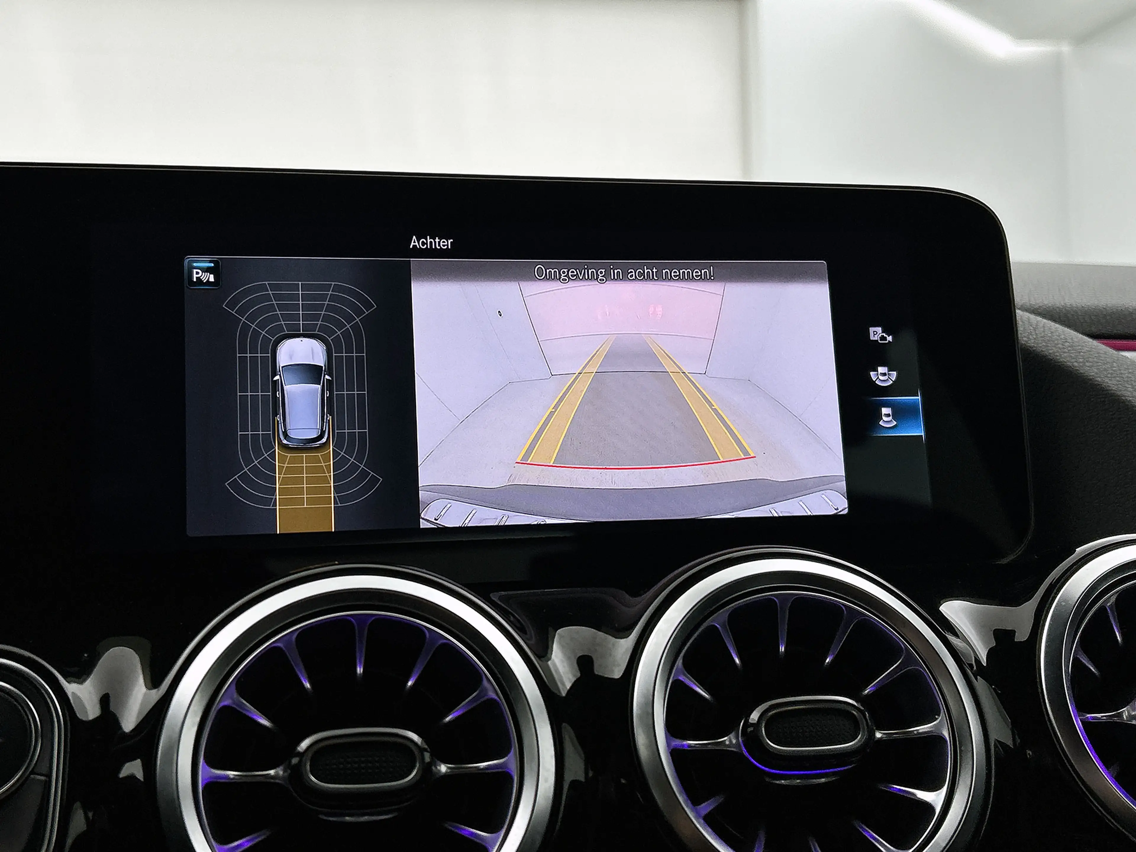 Mercedes-Benz EQA 250 Business Solution Luxury 67 kWh | Sfeerverlichting — photo 9
