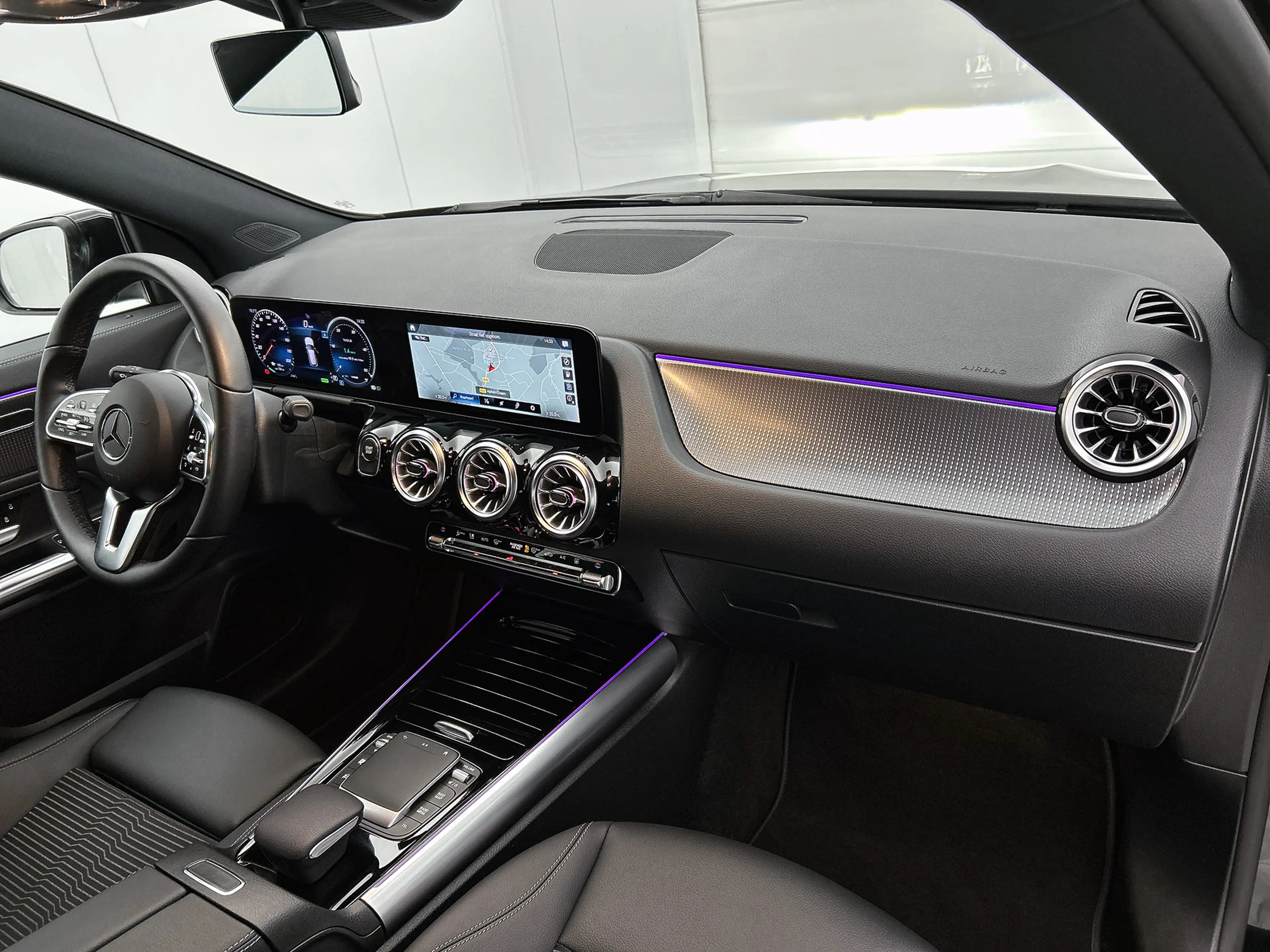 Mercedes-Benz EQA 250 Business Solution Luxury 67 kWh | Sfeerverlichting — photo 7