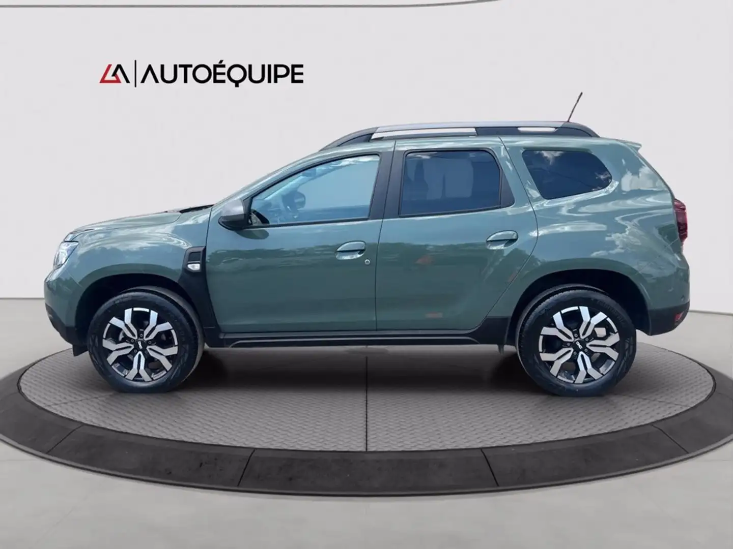 Dacia Duster 1.0 tce Prestige up Gpl 4x2 100cv Verde - 2