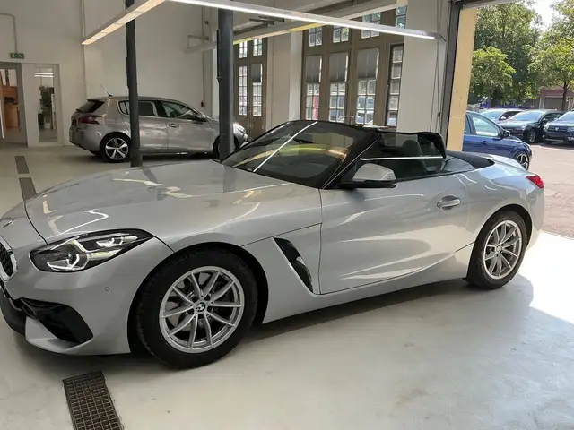 Bmw Z4 sDrive 20i Sport. Aut.*Live Cockpit*Alarm*Harman/Kardon*1.Hd*Perfekt*