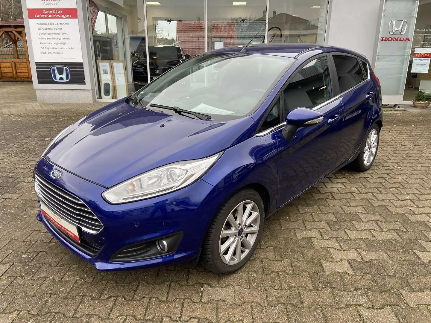 Ford Fiesta 5-Türer 1.0 EcoBoost Powershift Titanium Blau - 2