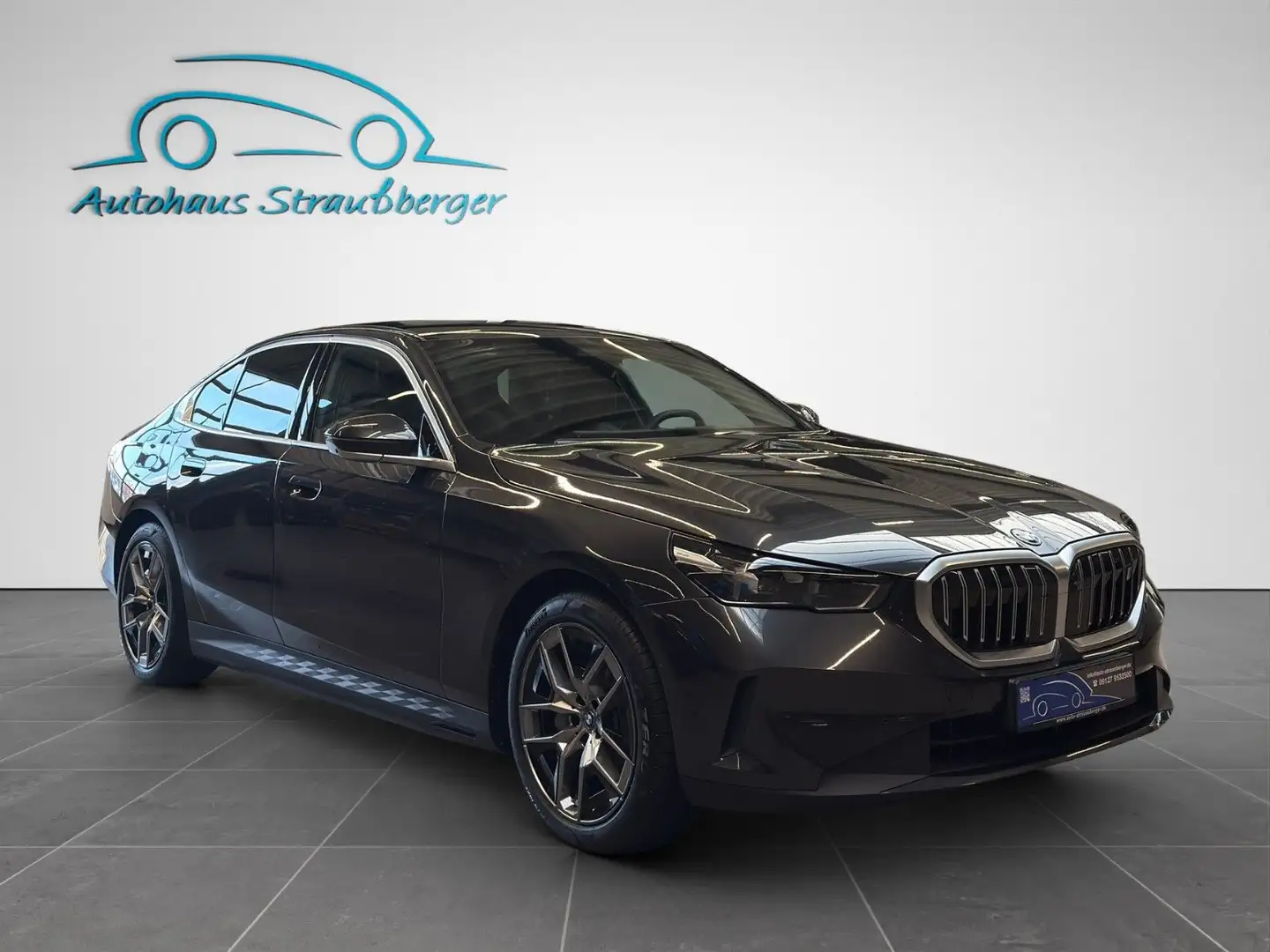 BMW i5 40 Lim eDrive Pano H/K 360° HuD KZU Memo. Gris - 2