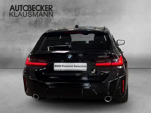 BMW 3 Series view 6