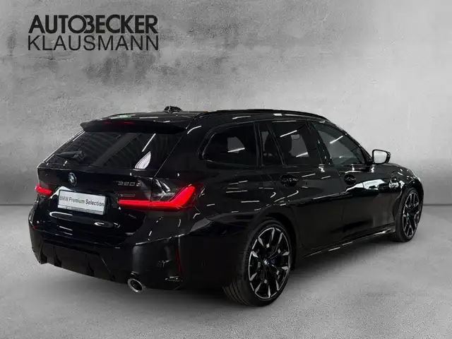 BMW 3 Series view 2