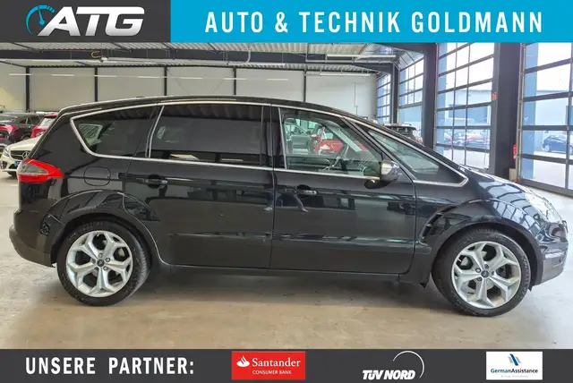 Ford S-Max S-MAX TITANIUM TEIILLEDER NAVI PANO AHK 7-SITZER