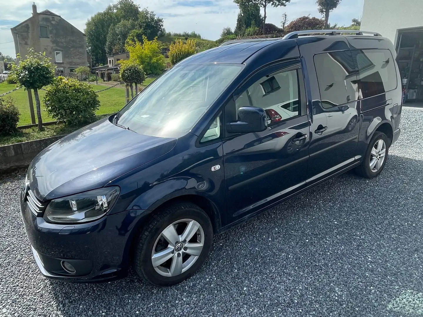 Volkswagen Caddy Caddy Maxi Life 2.0 CR TDi Maxi Cup BMT Bleu - 1