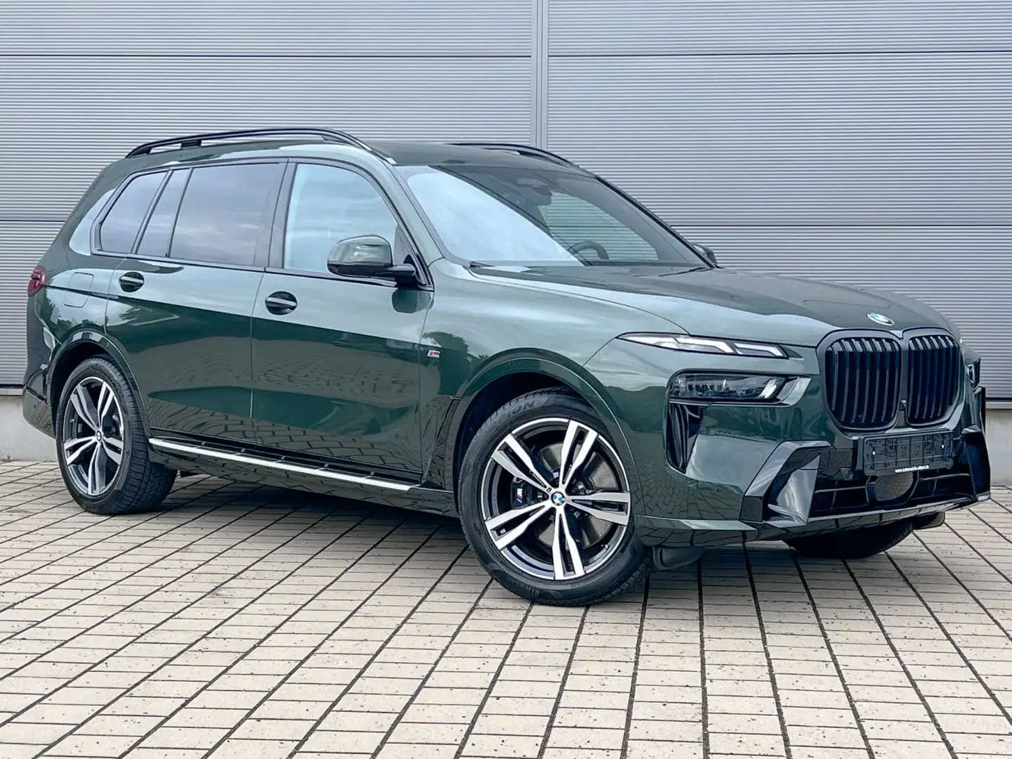 BMW X7 xDrive 40i M Sport*Integral*Pano*7-Sitzer* Verde - 2