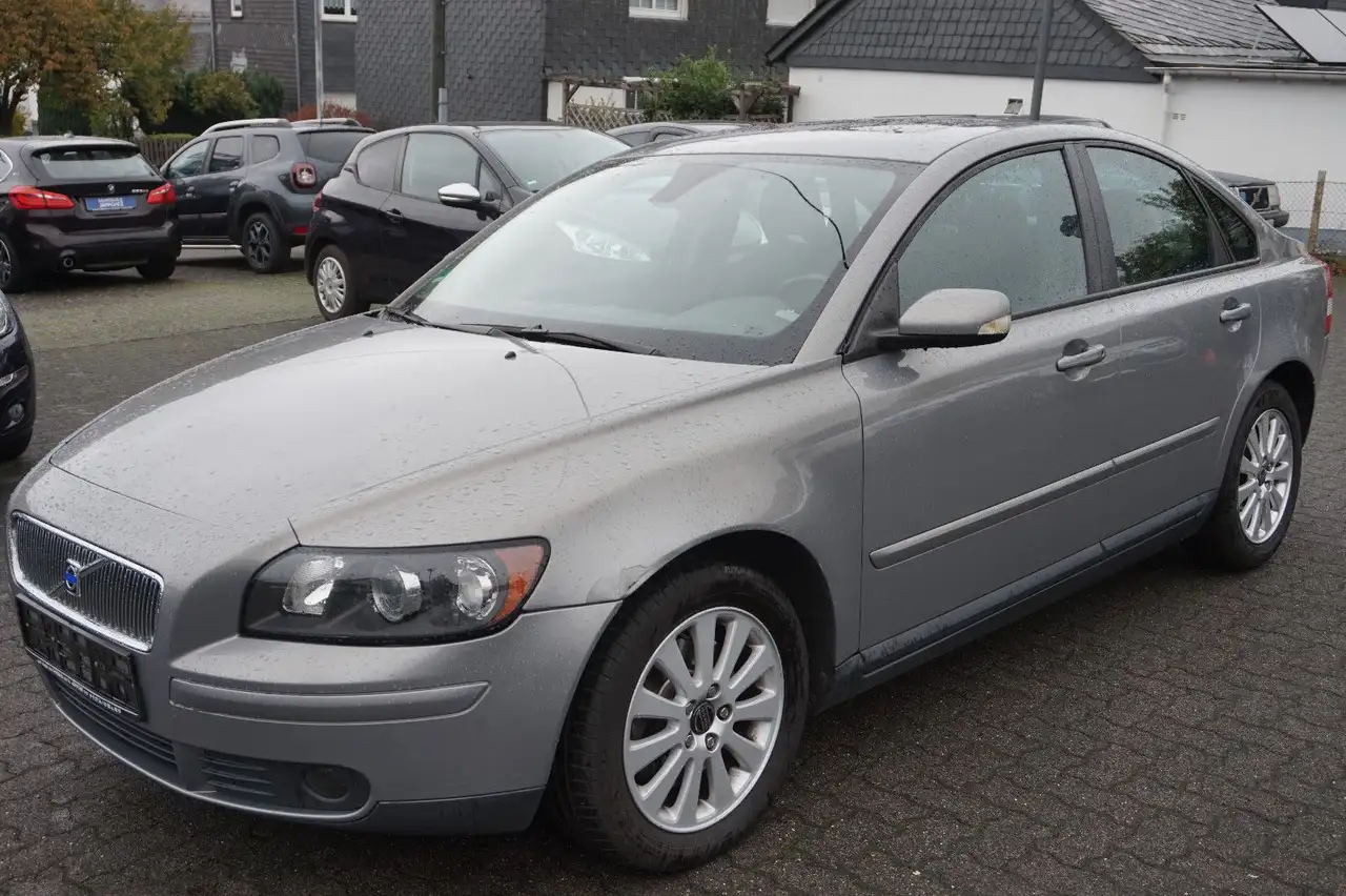 Volvo S40