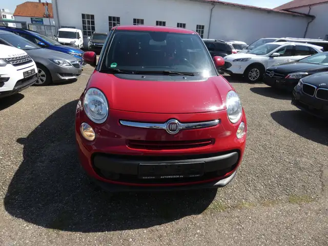 Fiat 500l view 2
