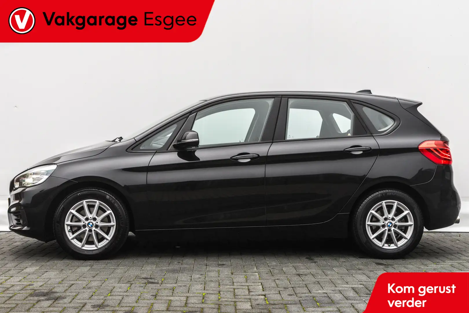 BMW 218 2-serie Active Tourer 218i 136 PK High Executive | Zwart - 2