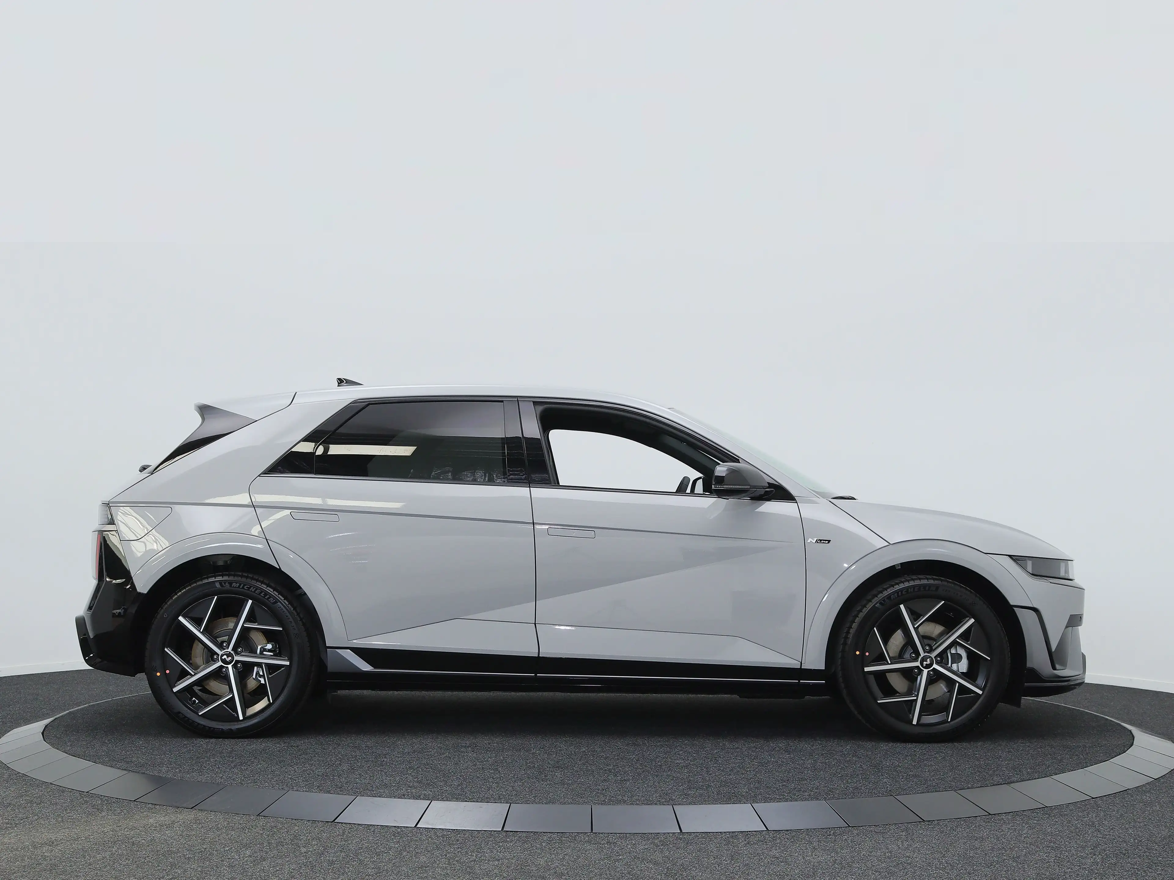 Hyundai IONIQ 5 Electric 84 kWh N Line Business (Cyber Grey Metall — photo 8