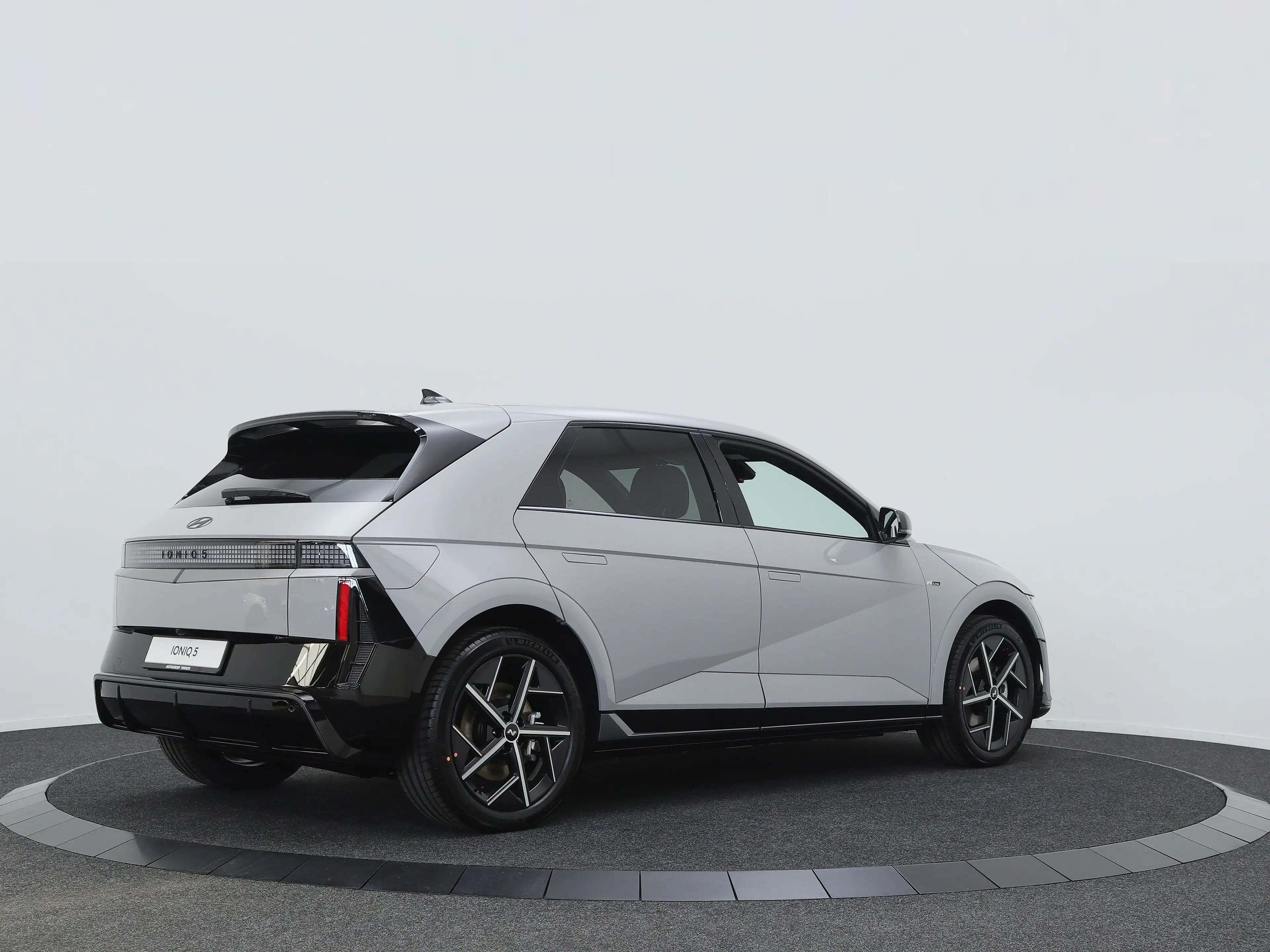 Hyundai IONIQ 5 Electric 84 kWh N Line Business (Cyber Grey Metall — photo 2