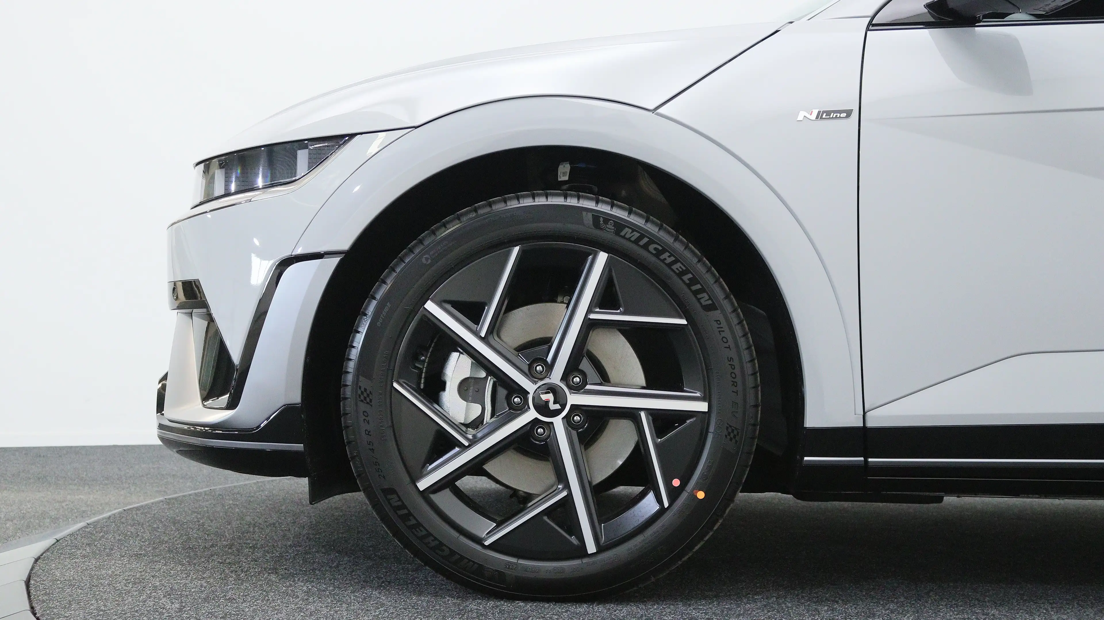 Hyundai IONIQ 5 Electric 84 kWh N Line Business (Cyber Grey Metall — photo 5