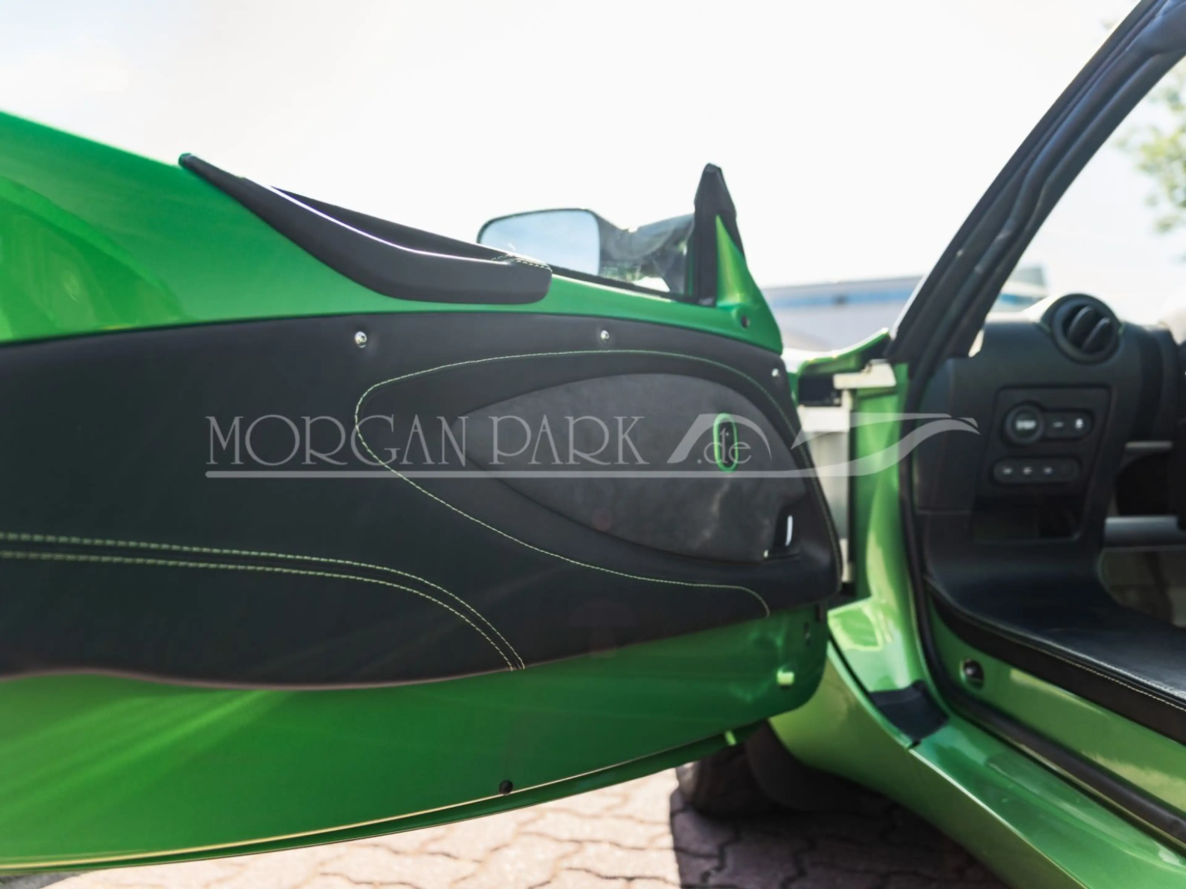 Lotus Elise SPORT 220 — photo 13
