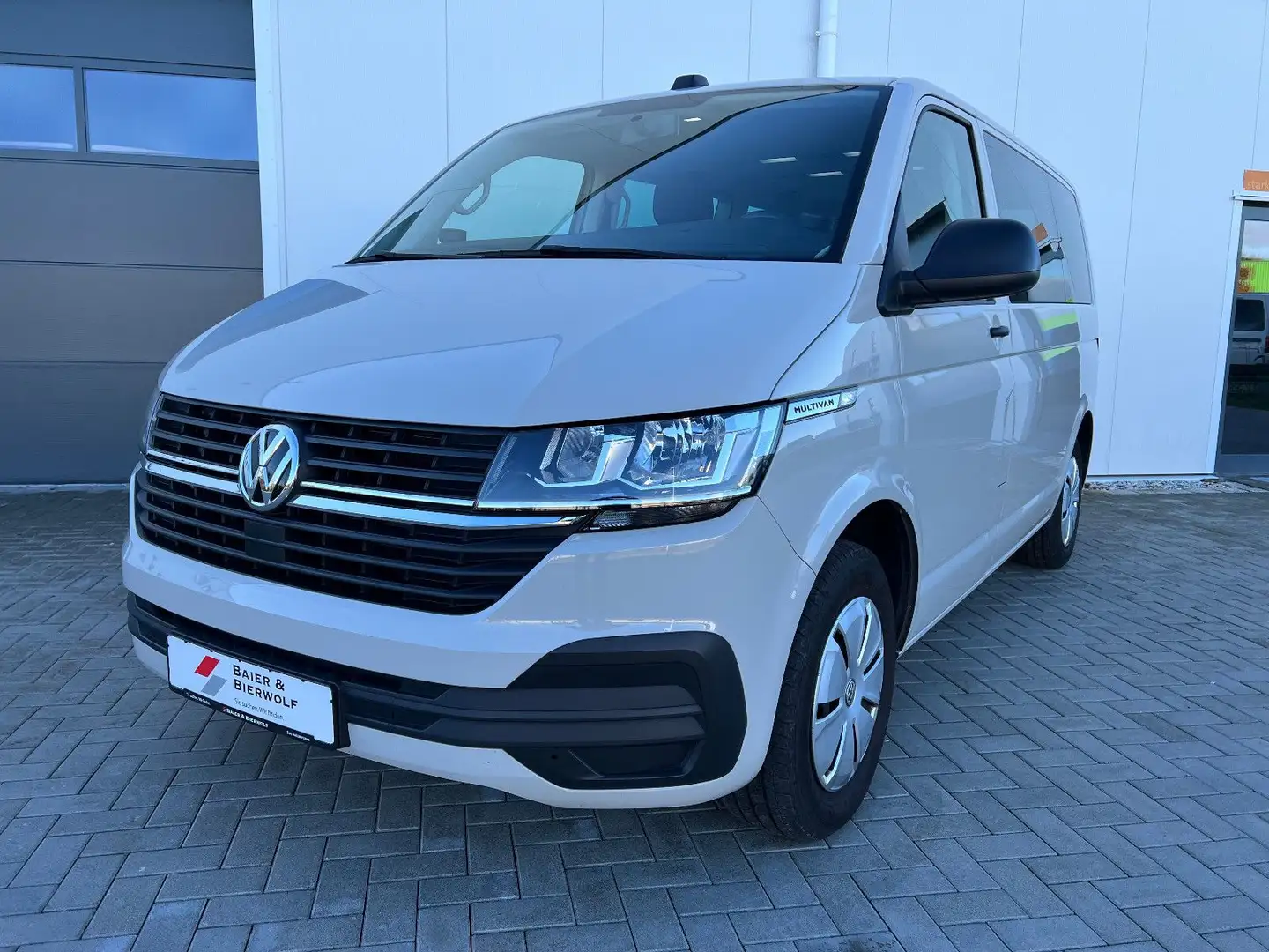 Volkswagen T6 Multivan T6.1 Multivan FWD DSG AHK SWA SH 150PS Kamera Grau - 2