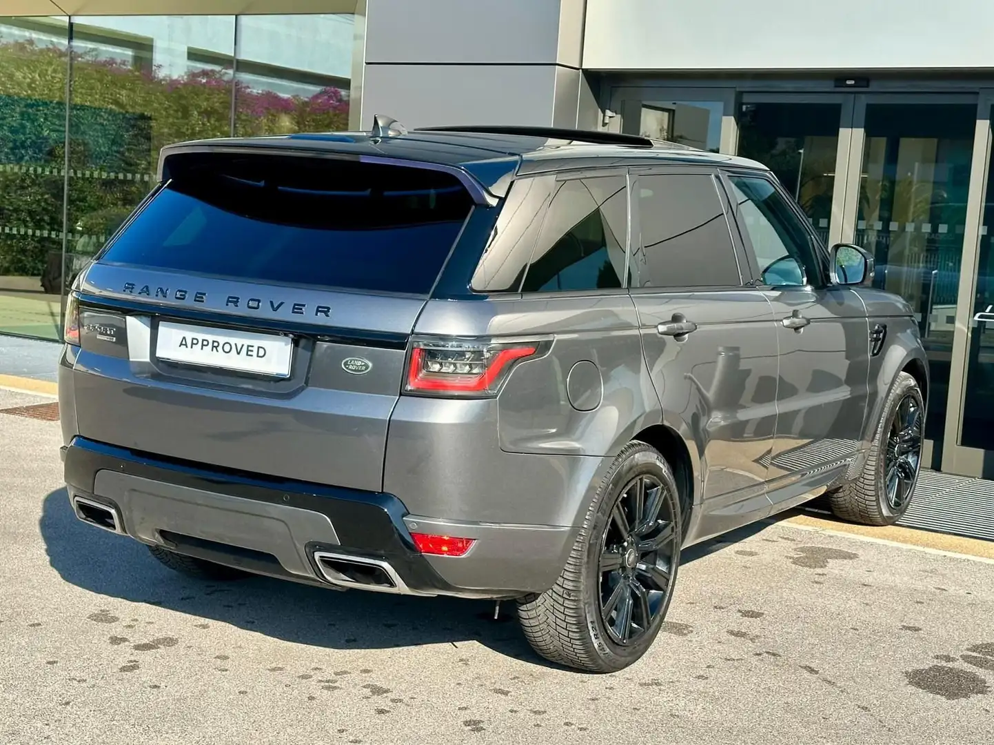 Land Rover Range Rover Sport Range Rover Sport 3.0 SDV6 249 CV HSE Dynamic Grijs - 2