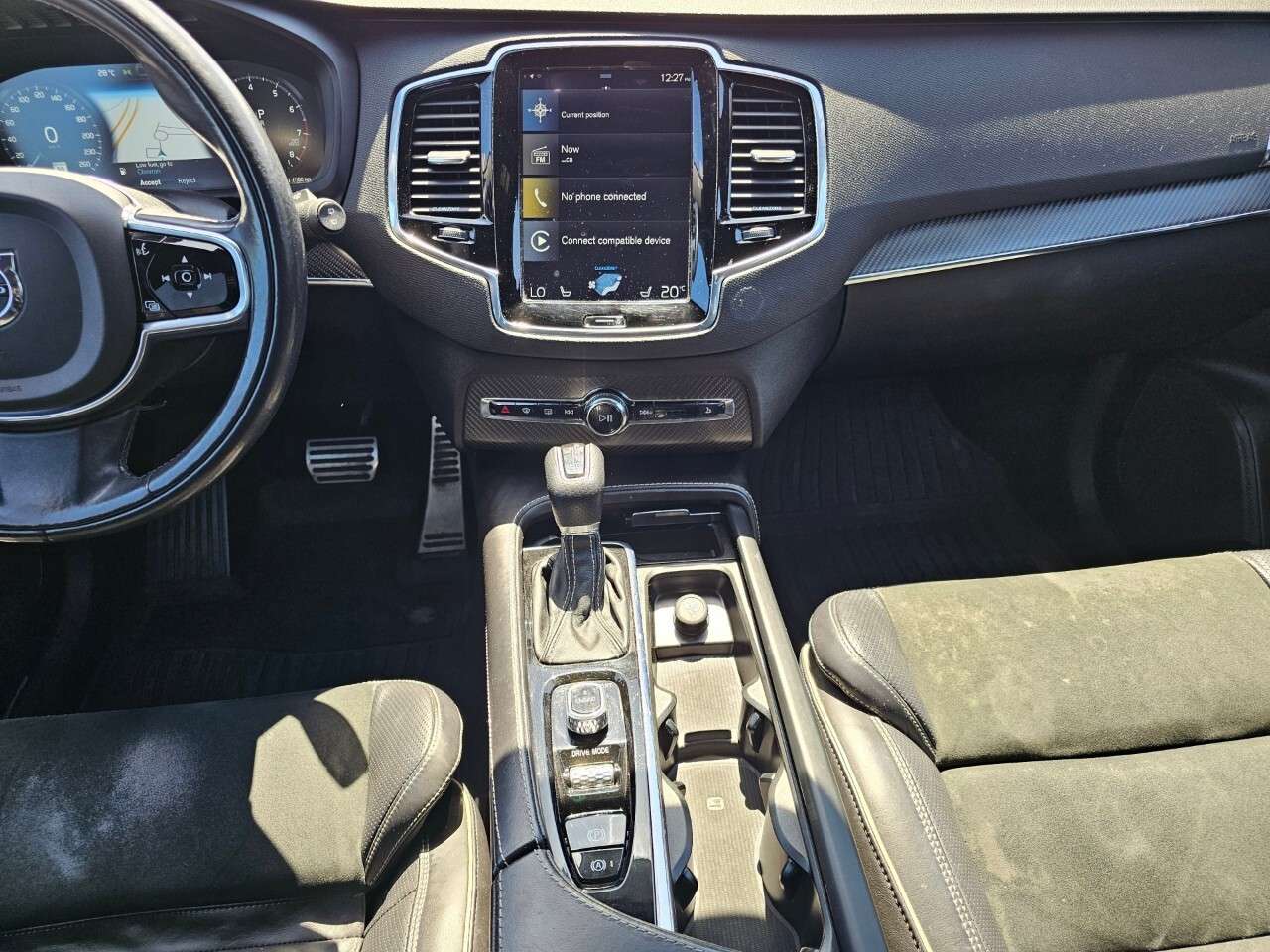 2016 Volvo XC90 thumb 24