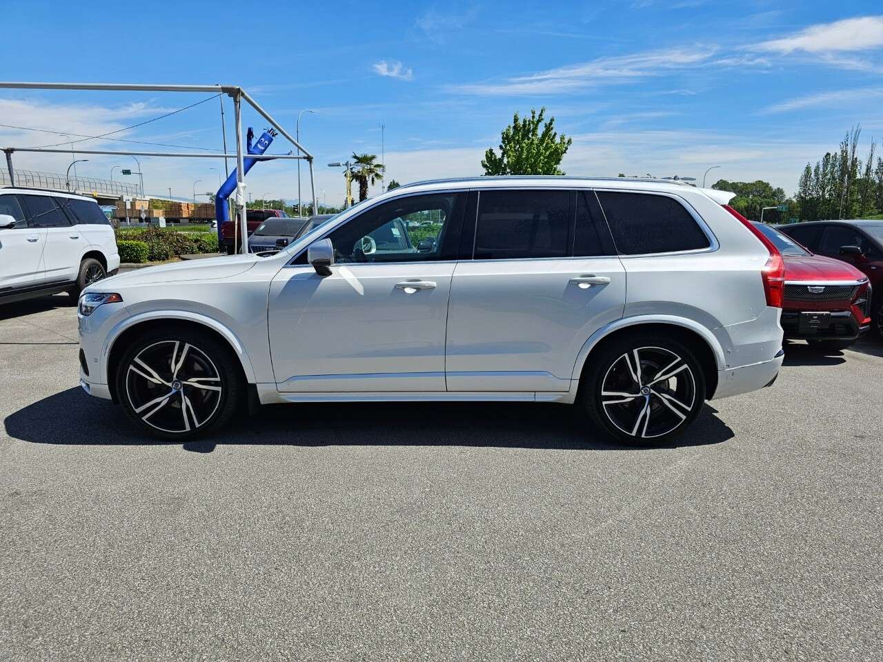 2016 Volvo XC90 alt 4