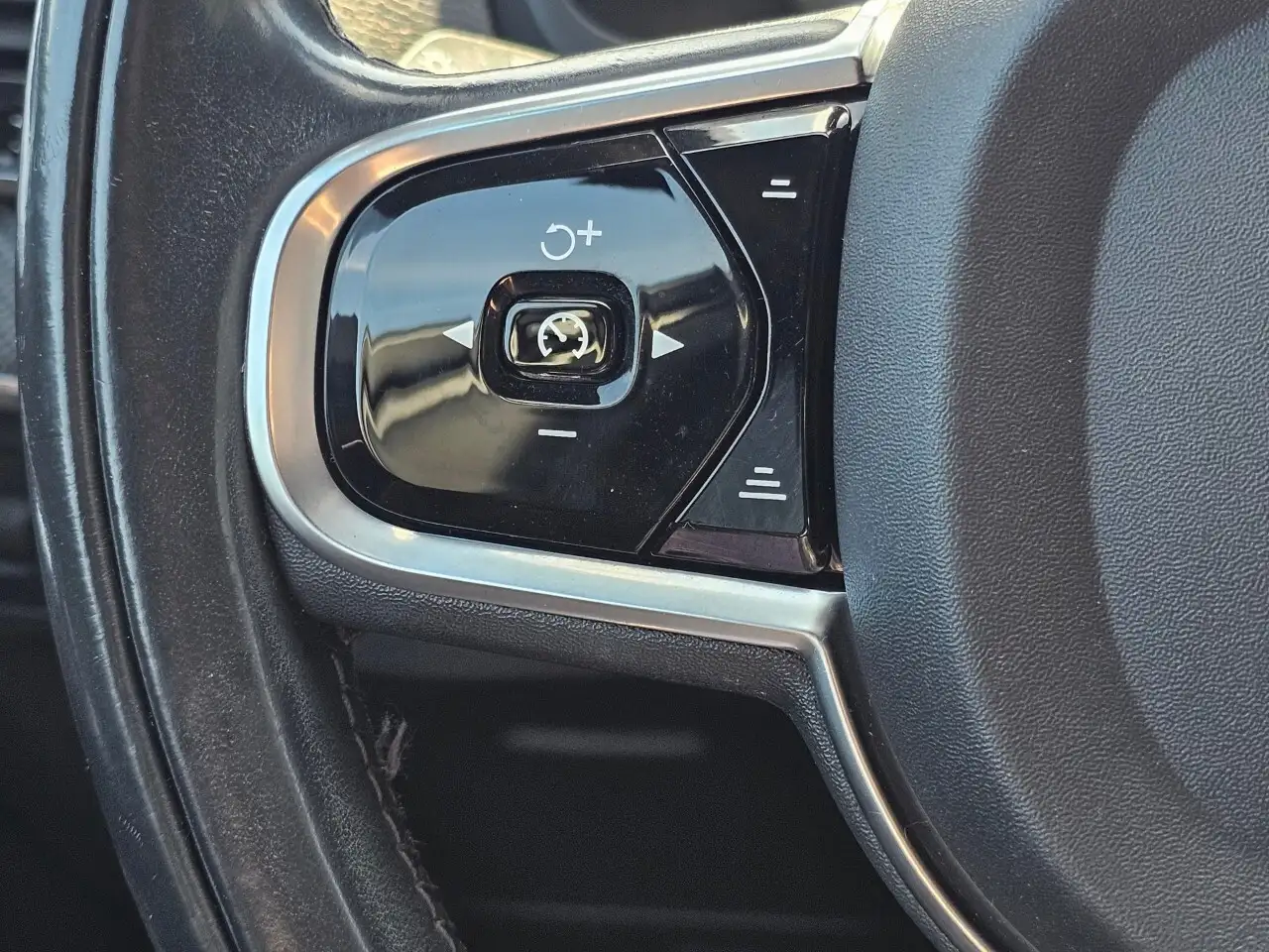 Volvo XC90 снимка Volvo XC90