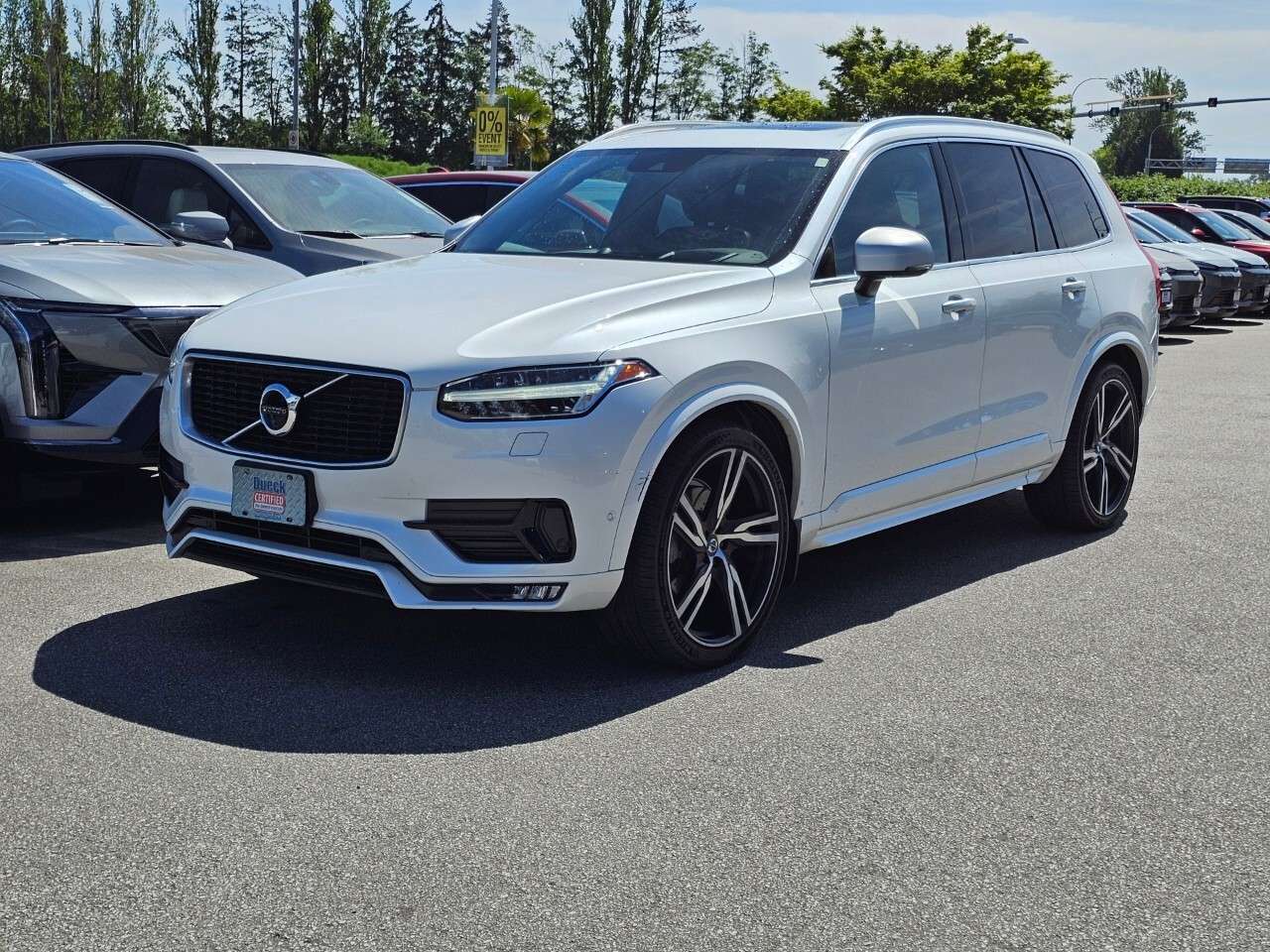 2016 Volvo XC90 alt 3