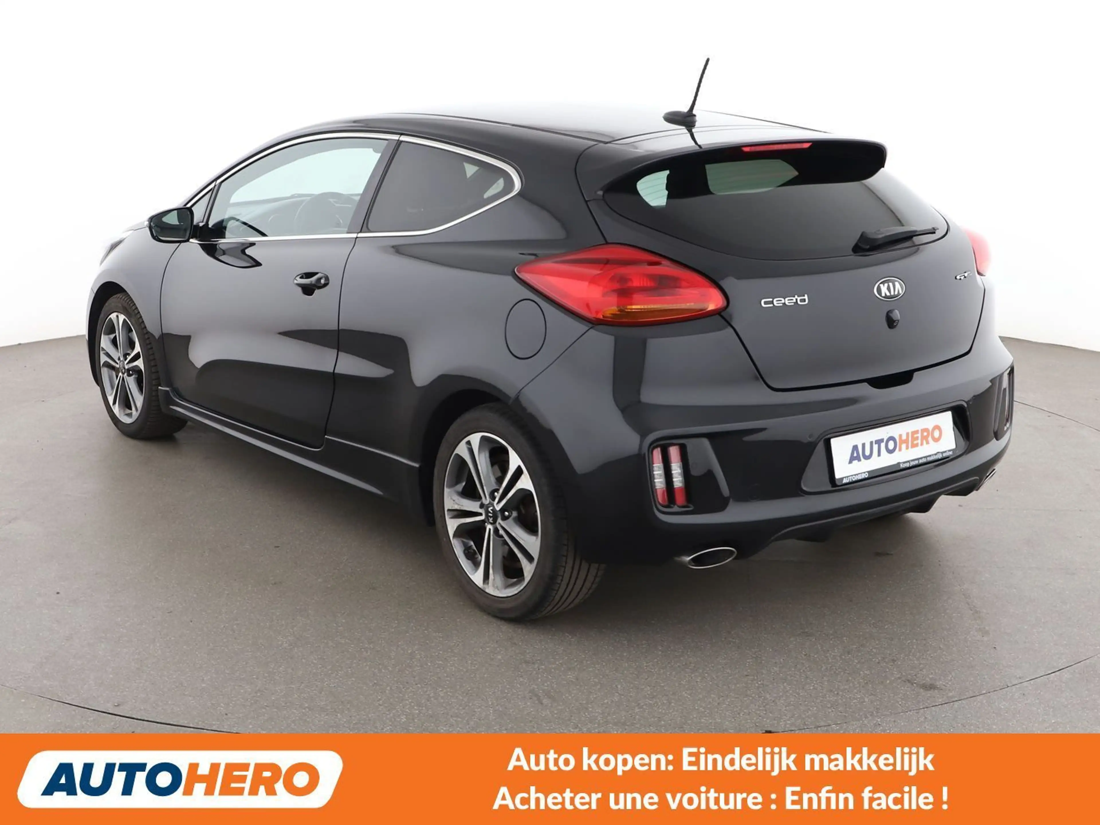 Kia ProCeed / pro_cee'd 1.6 CRDi GT Line — photo 4