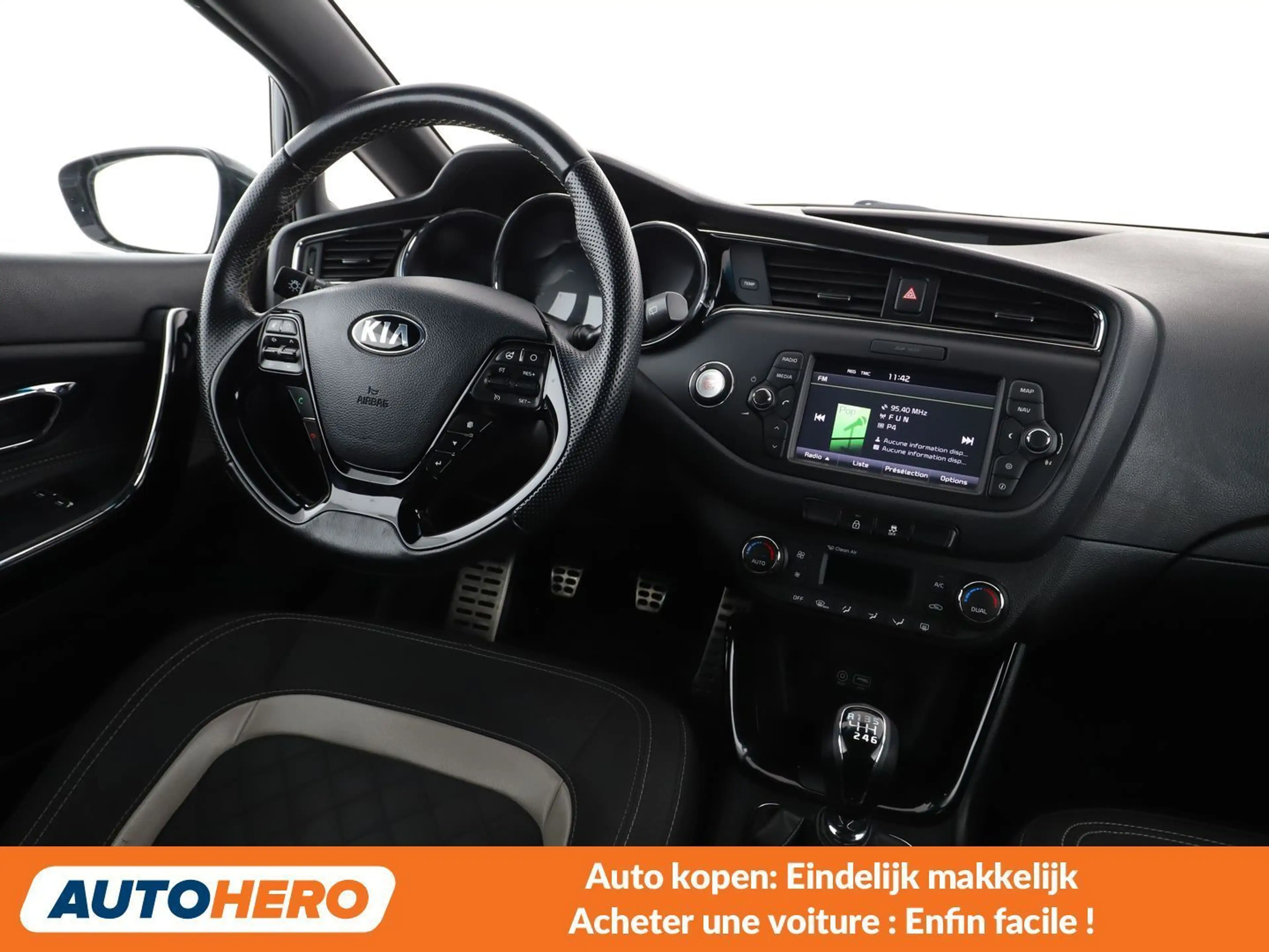 Kia ProCeed / pro_cee'd 1.6 CRDi GT Line — photo 11