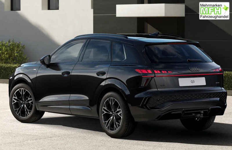 Audi Q3 2xS line Tech+ Matrix 19Z KlimaP OptikP PrivG 1... — photo 2