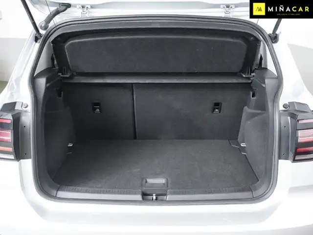 Volkswagen T-Cross view 24
