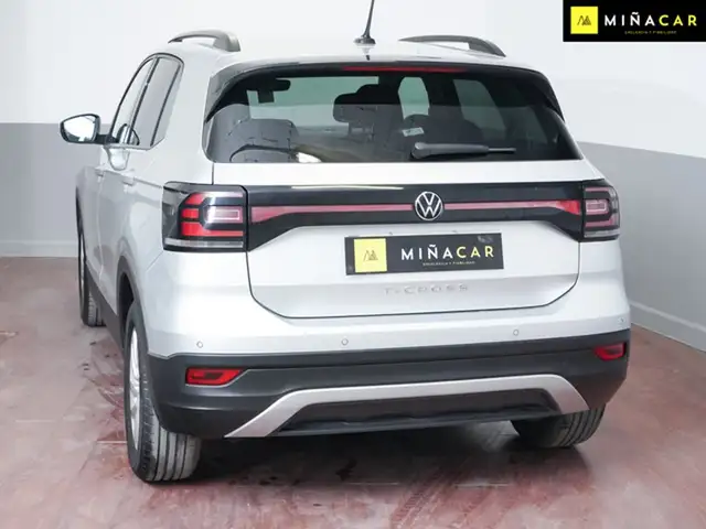 Volkswagen T-Cross view 3