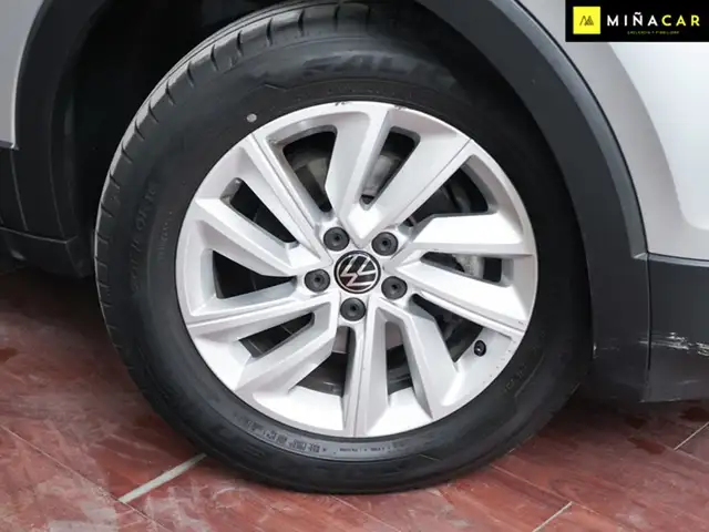 Volkswagen T-Cross view 23