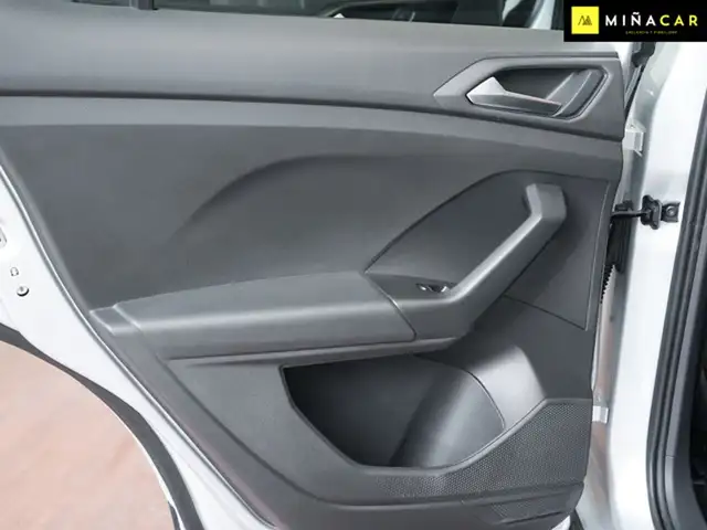 Volkswagen T-Cross view 22