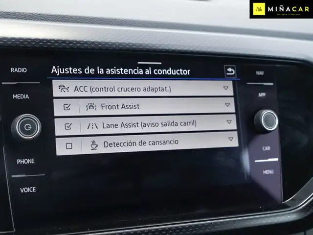 Volkswagen T-Cross view 11
