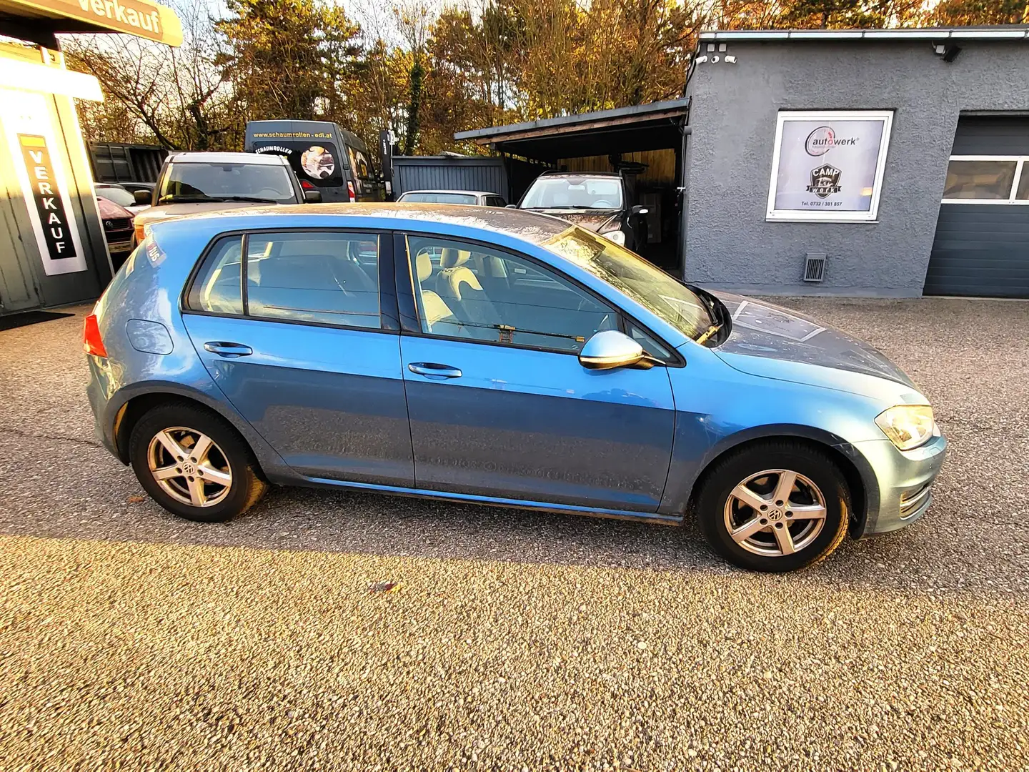 Volkswagen Golf Comfortline BMT Blau - 1