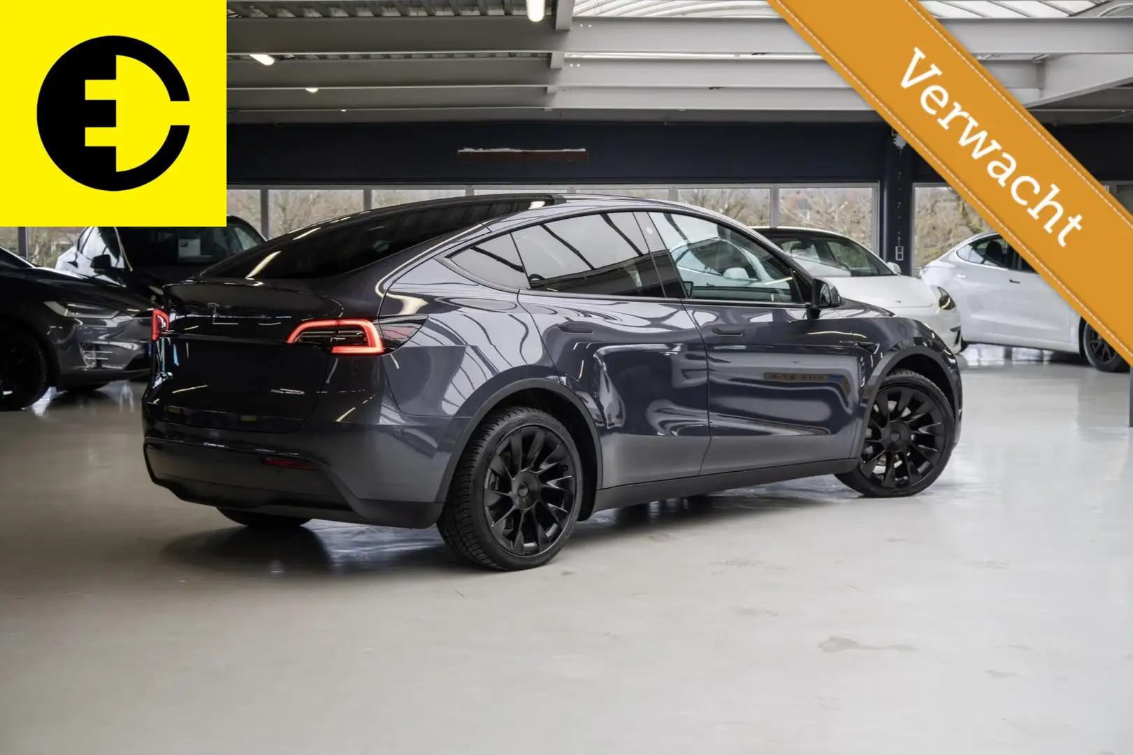 Tesla Model Y RWD 58 kWh | SOH 90,3% | Trekhaak | Incl.BTW Grijs - 2