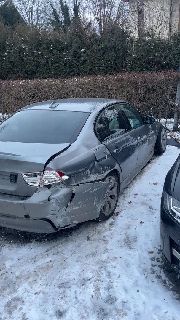 BMW 325 325d Österreich-Paket Aut. Grau - 2